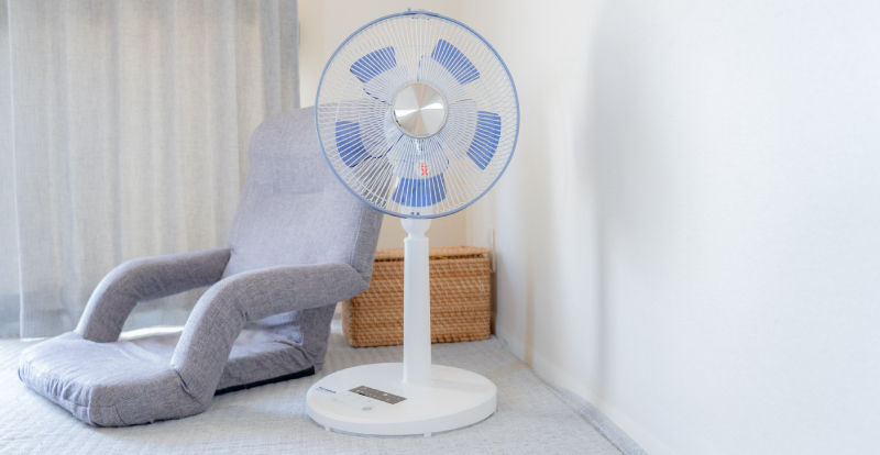 二階の廊下から使える便利な収納