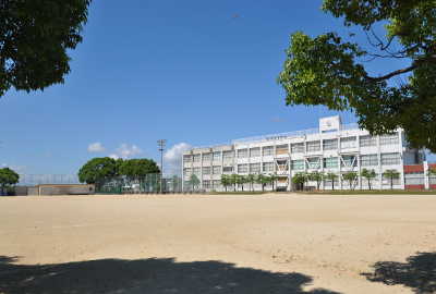 松茂喜来小学校まで50m