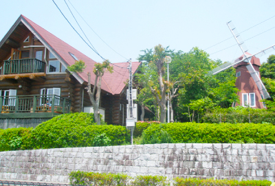 北島中央公園まで520m